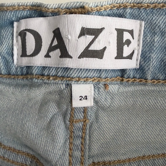 Daze denim shorts - Picture 3 of 4